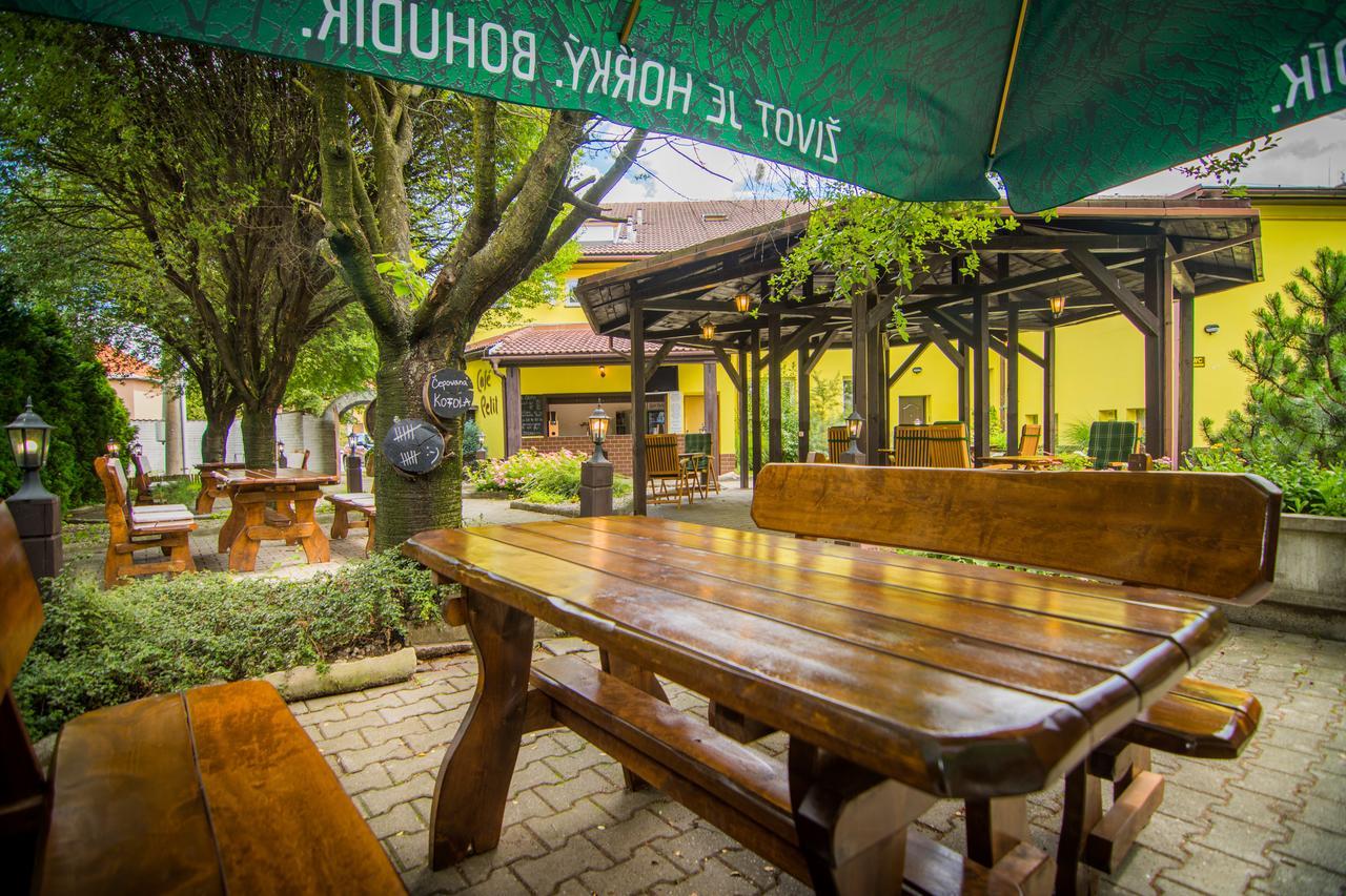 Penzion Anareta ฟรีเดก-มีสเตก ภายนอก รูปภาพ